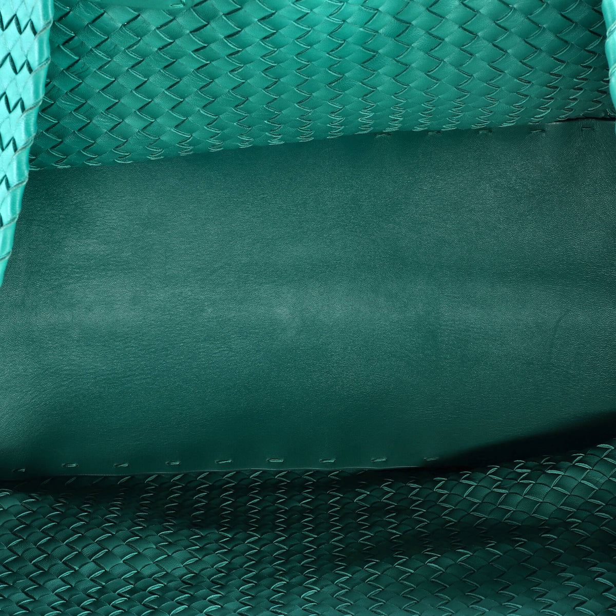 Cabat Tote Intrecciato Nappa Medium