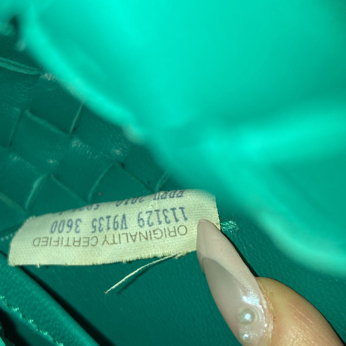 Cabat Tote Intrecciato Nappa Medium