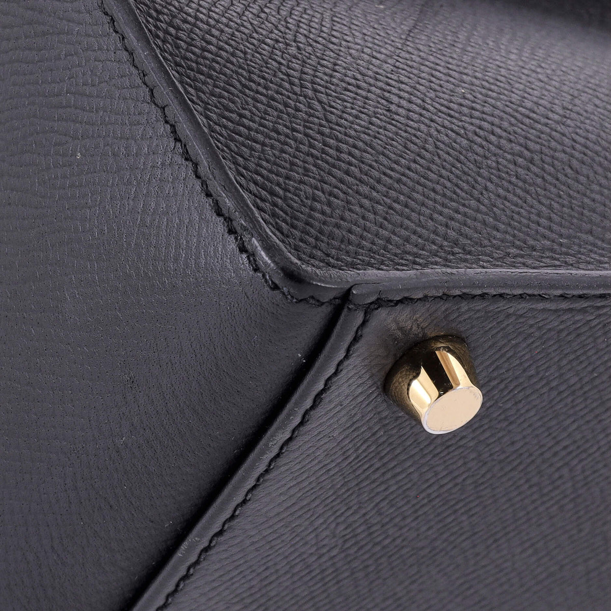 Kelly Handbag Noir Epsom with Gold Hardware 32