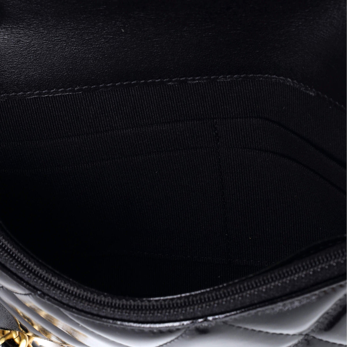 CC Medallion Wallet on Chain Quilted Shiny Lambskin