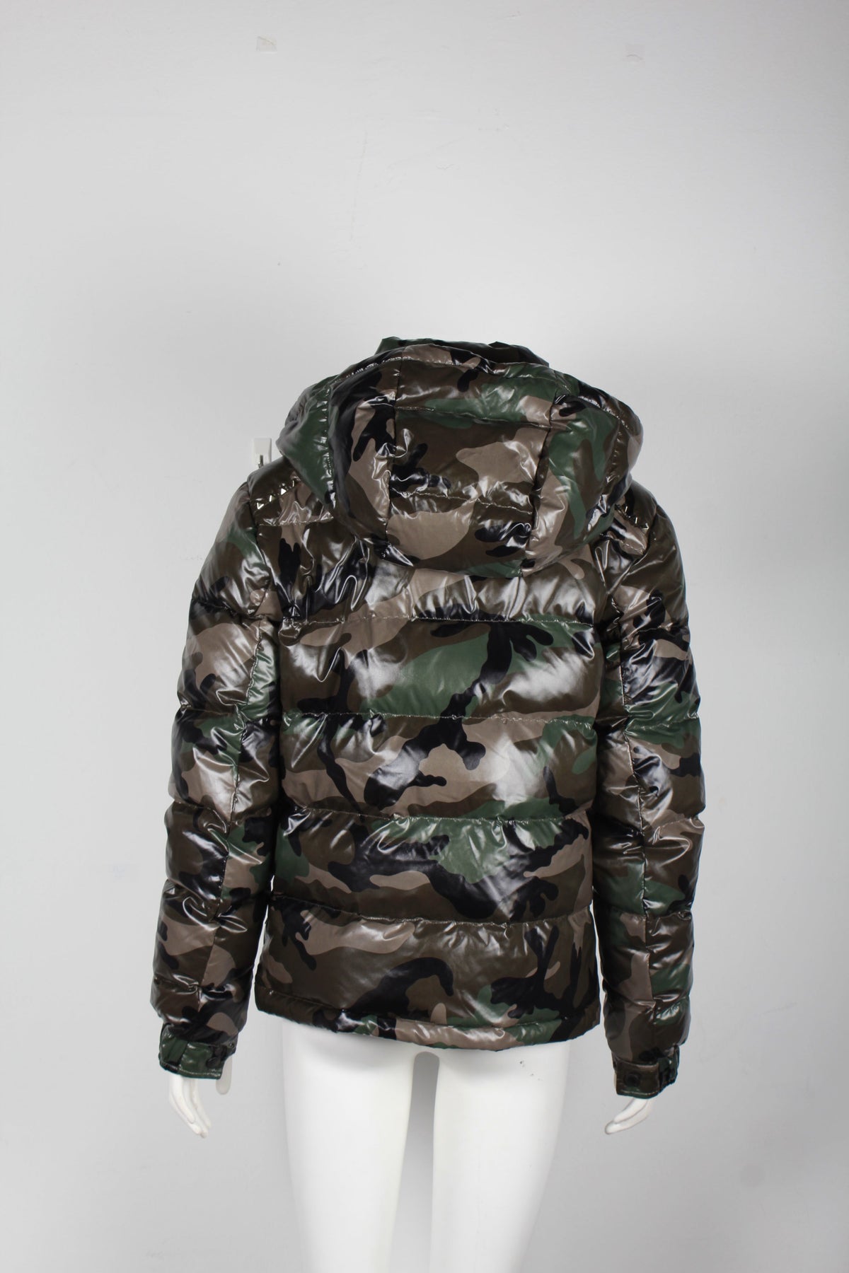 Valentino Studded Camouflage-Print Quilted Shell Hooded Down Jacket in Green Polyamide