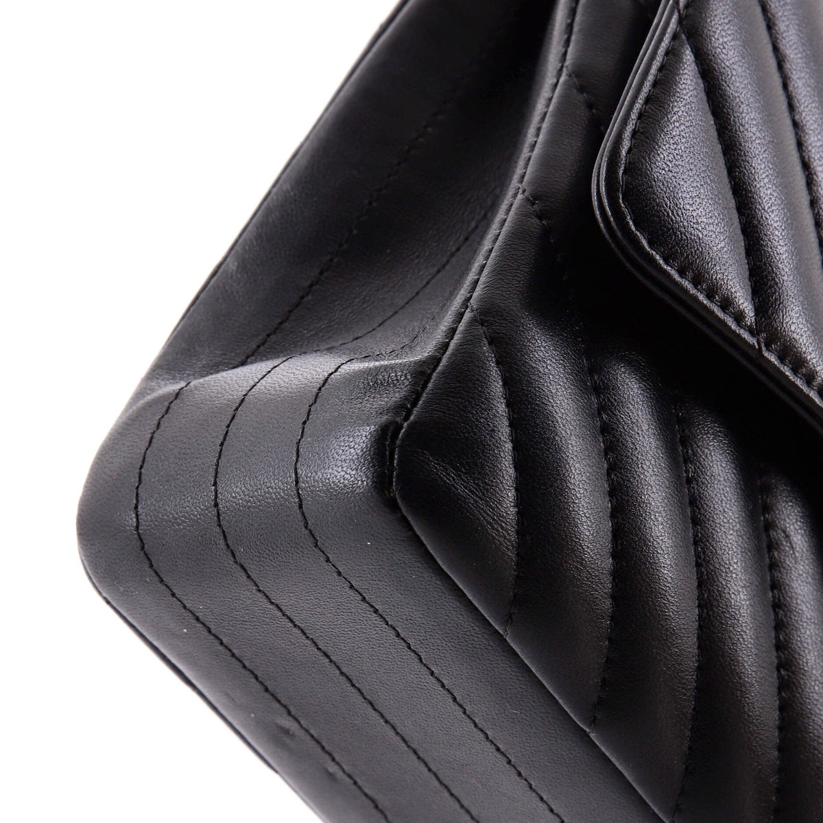 Classic Double Flap Bag Chevron Lambskin Medium