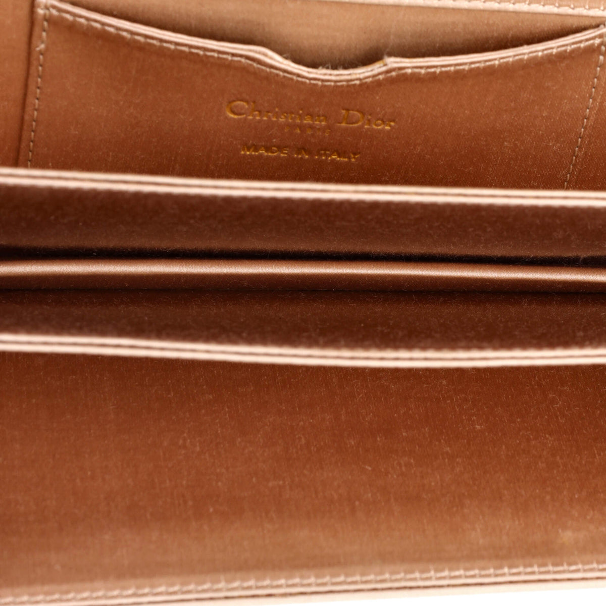 Bee Clutch Leather
