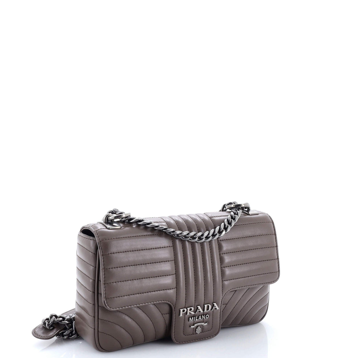 Chain Flap Shoulder Bag Diagramme Quilted Leather Medium