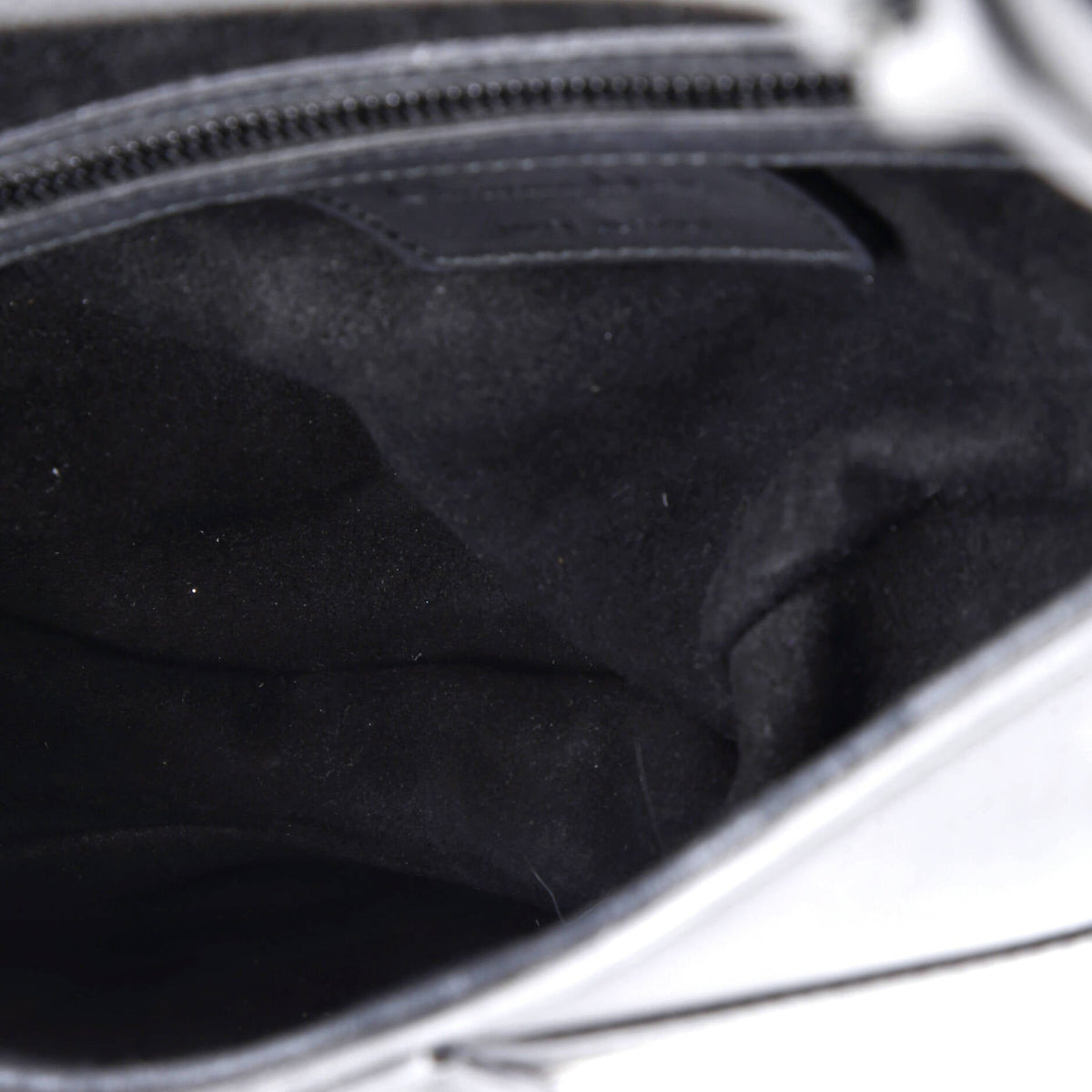 Ultra Matte Saddle Handbag Leather Medium