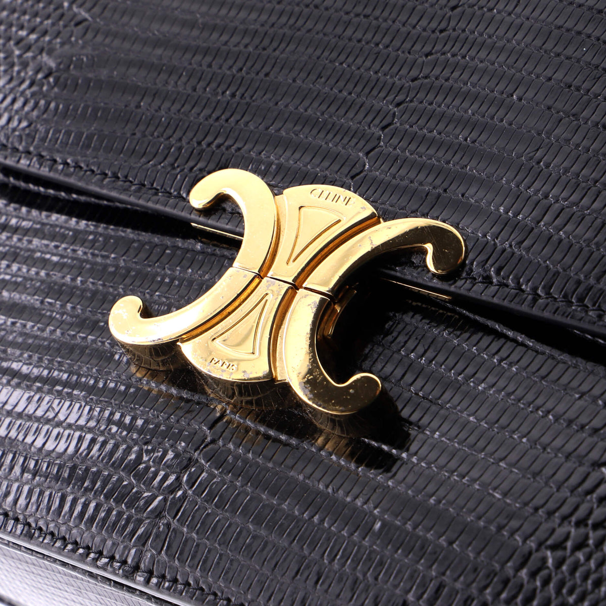 Triomphe Shoulder Bag Lizard Medium