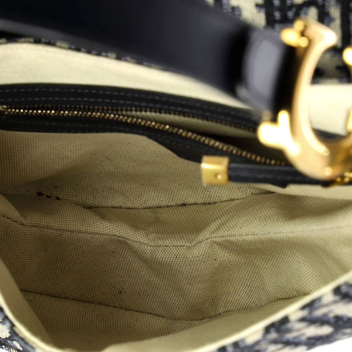 Saddle Handbag Oblique Canvas Medium