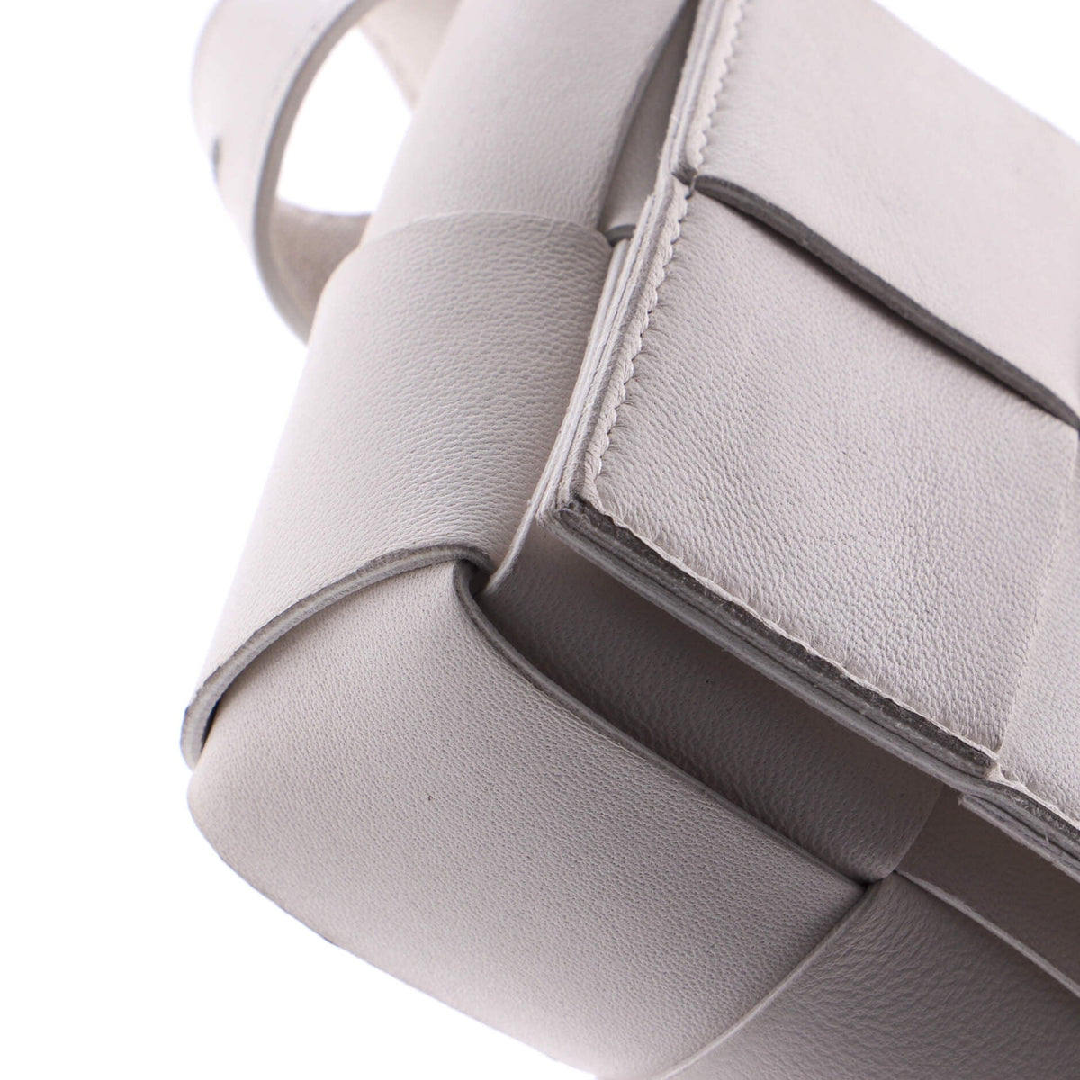 Cassette Belt Bag Maxi Intrecciato Leather