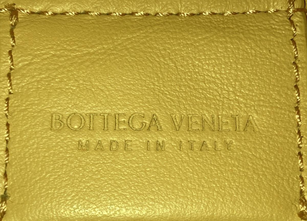 Point Shoulder Bag Leather Medium