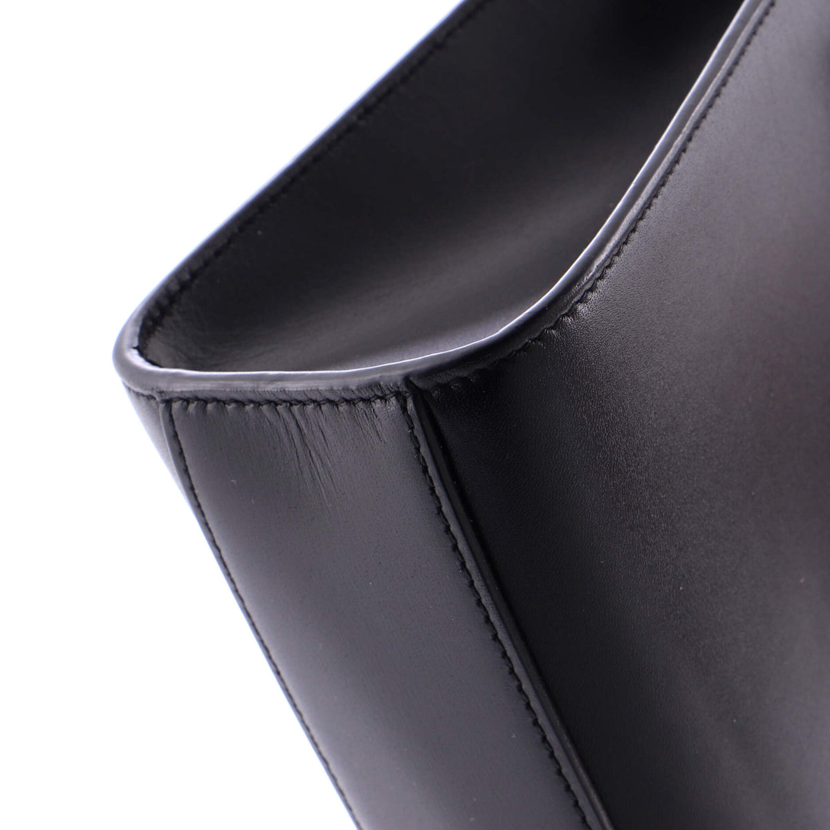 Manhattan Shoulder Bag Leather Medium