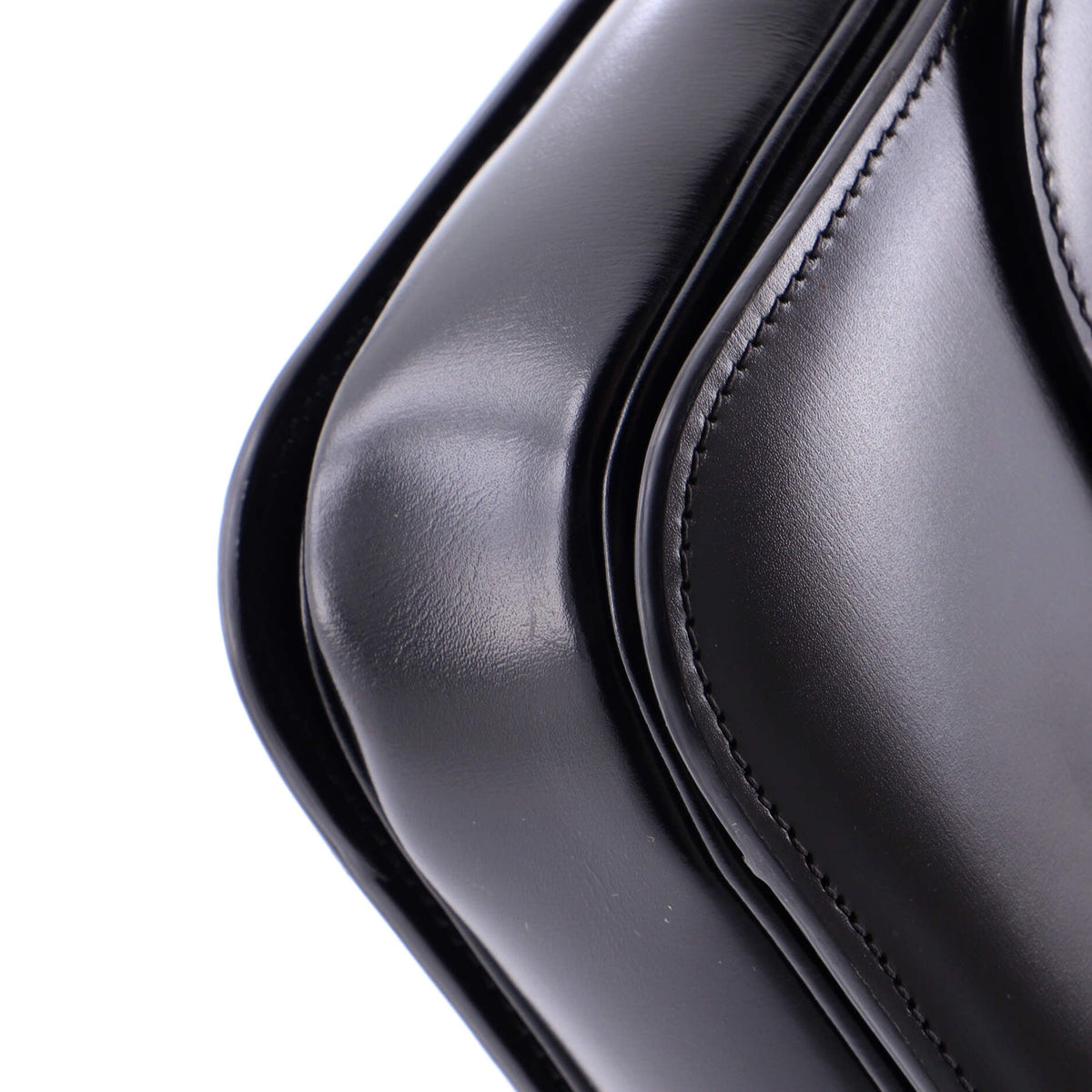 Triomphe Shoulder Bag Smooth Calfskin Medium