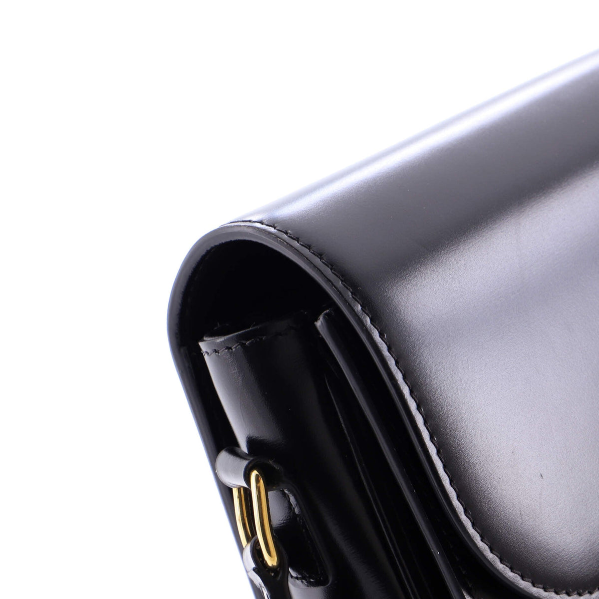 Triomphe Shoulder Bag Smooth Calfskin Medium