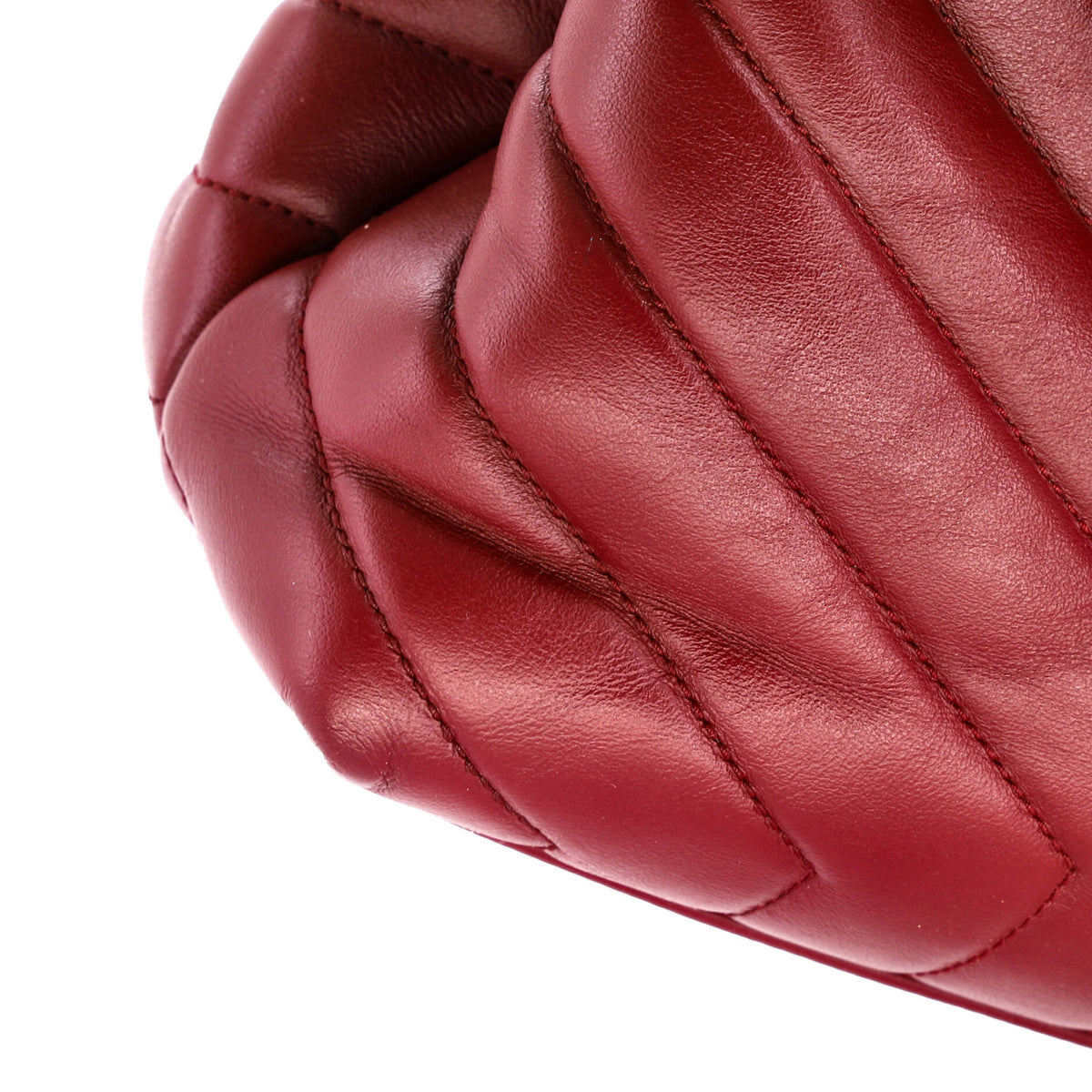 Loulou Shoulder Bag Matelasse Chevron Leather Medium