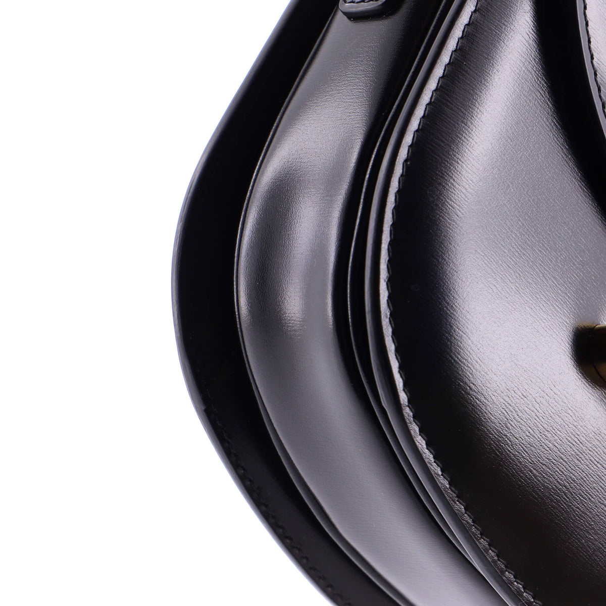 Triomphe Besace Clea Flap Bag Leather