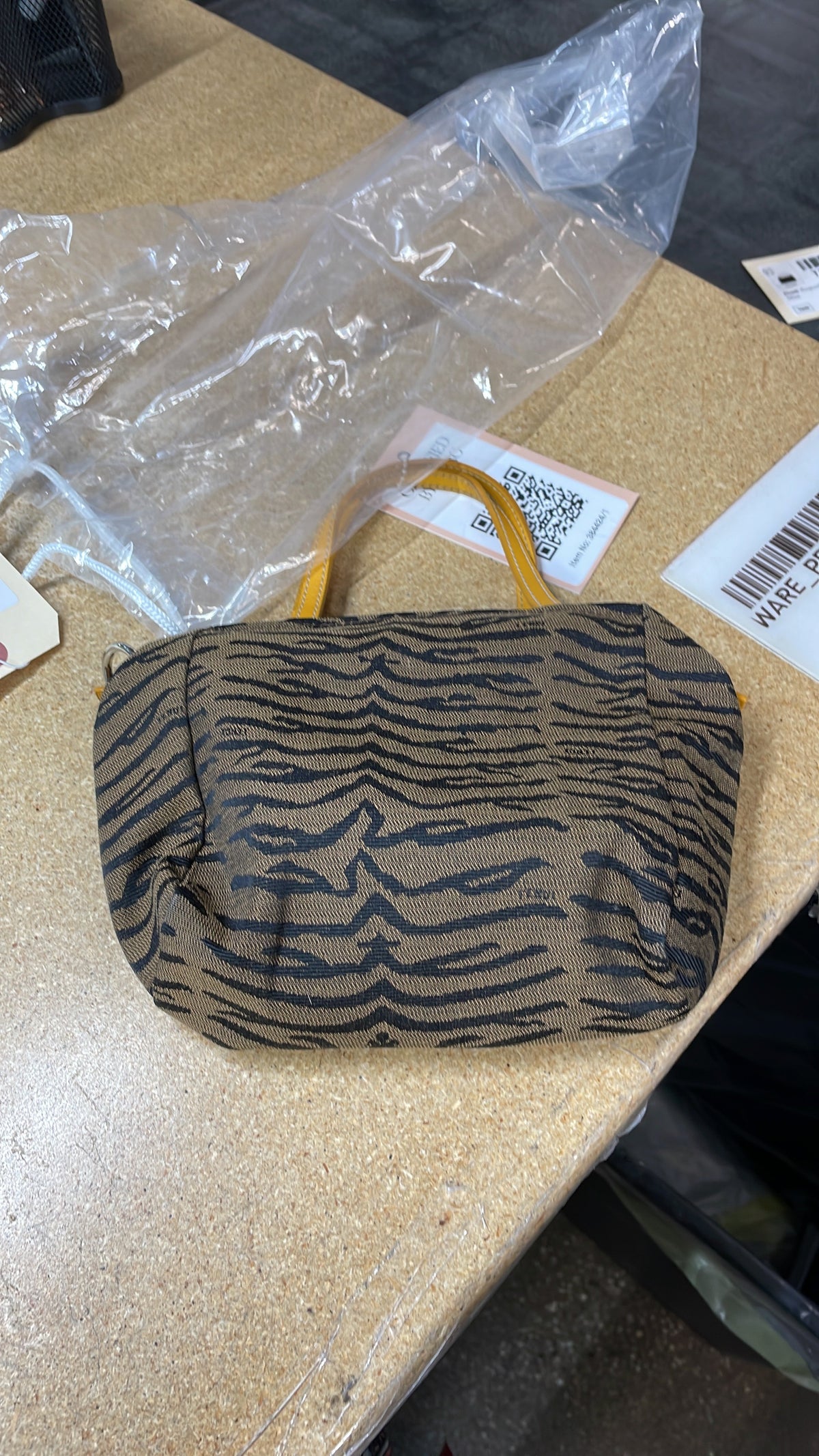 Zip Tote Printed Jacquard