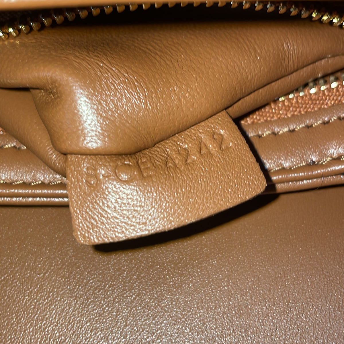 Triomphe Shoulder Bag Smooth Calfskin Medium