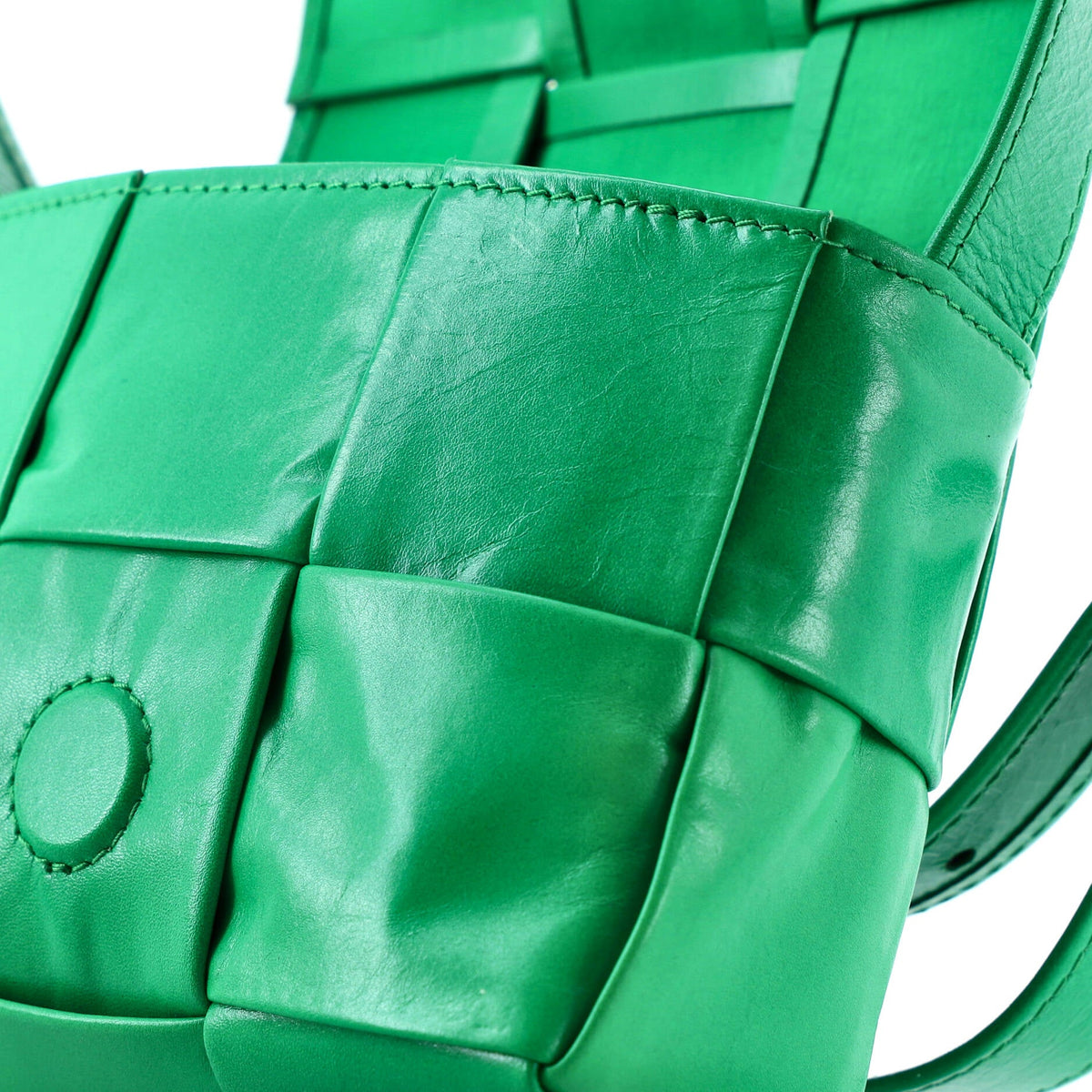 Cassette Crossbody Bag Maxi Intrecciato Leather Candy