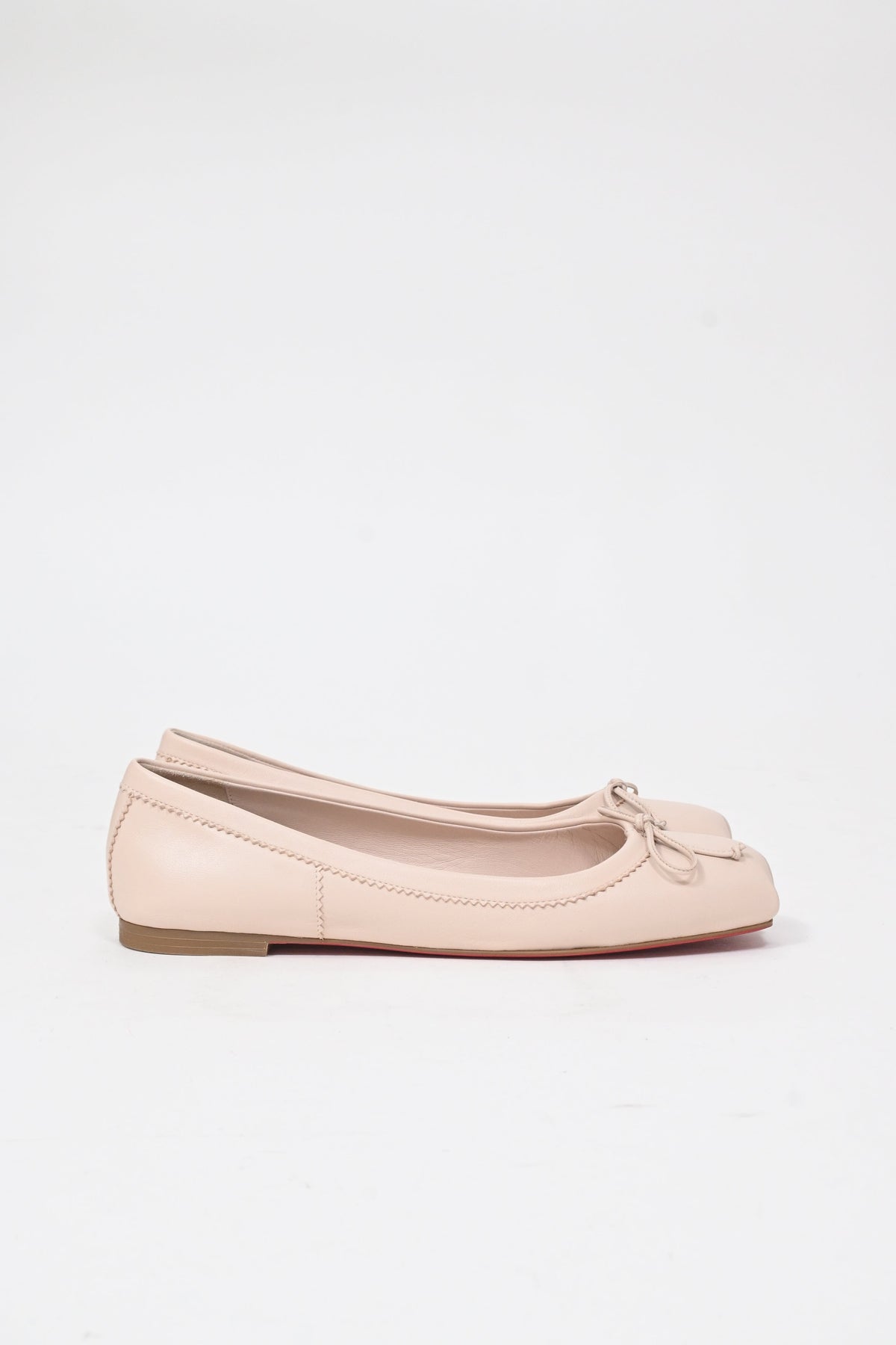 Christian Louboutin Mamadrague Ballet Flats in Beige Leather