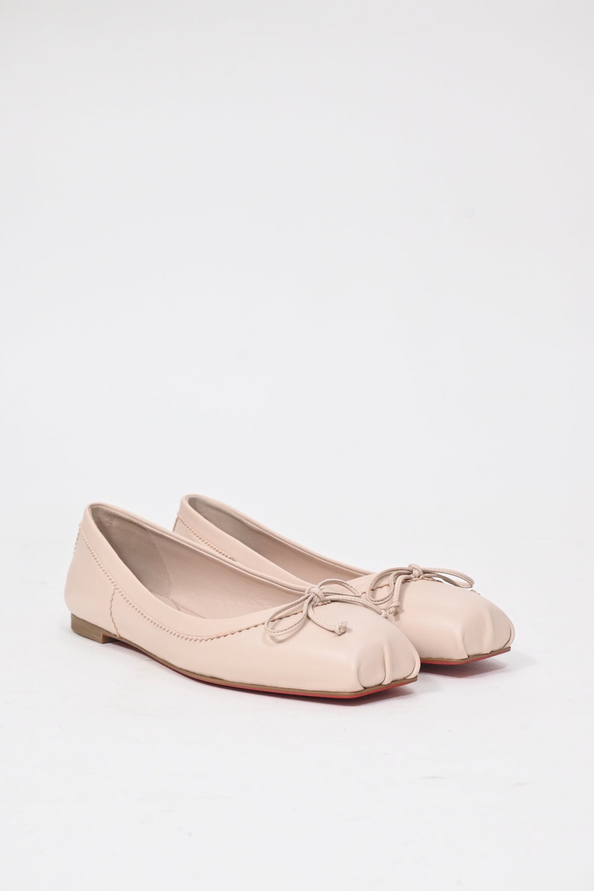 Christian Louboutin Mamadrague Ballet Flats in Beige Leather