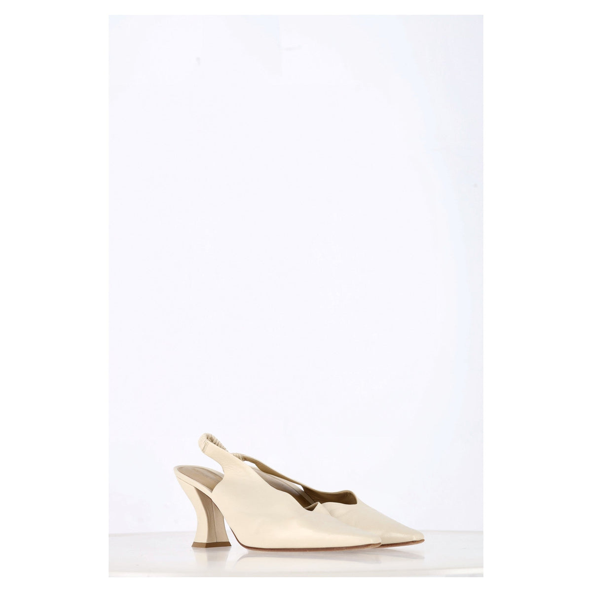 Bottega Veneta Almond Slingback Pumps in Cream Leather