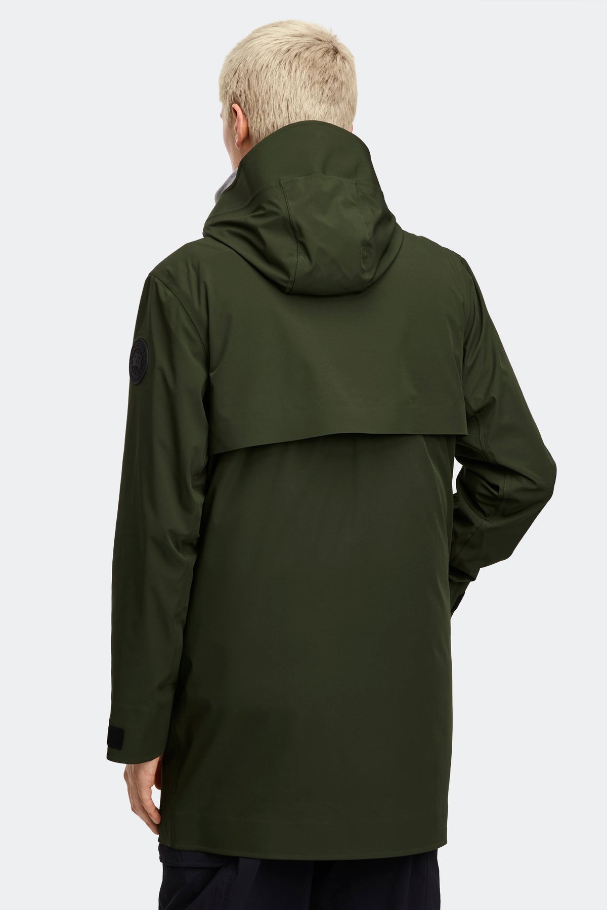 Barclay 黑色圆盘防雨夹克