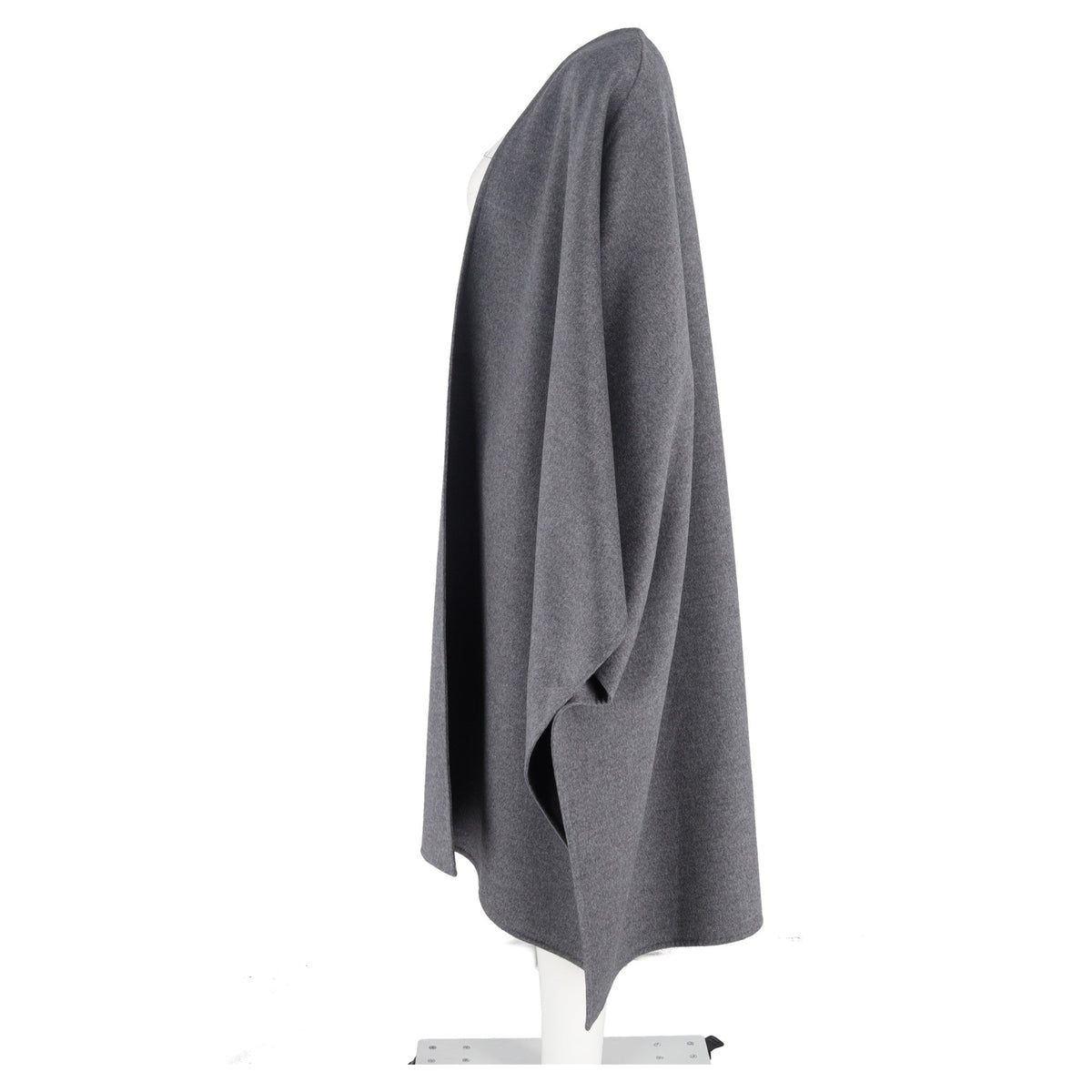 Valentino Garavani Cape in Grey Cashmere