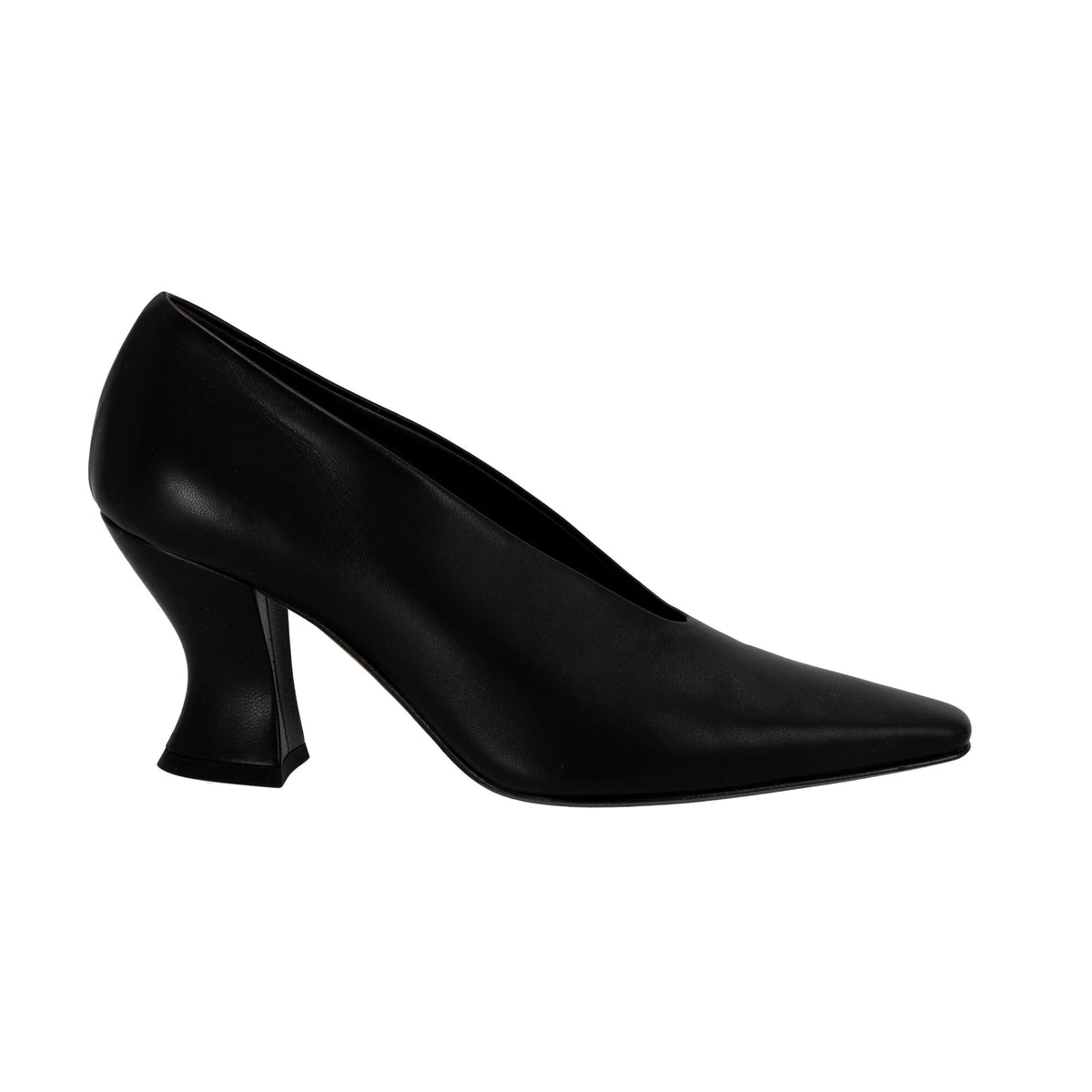 Bottega Veneta Almond Pumps in Black Lamb Leather