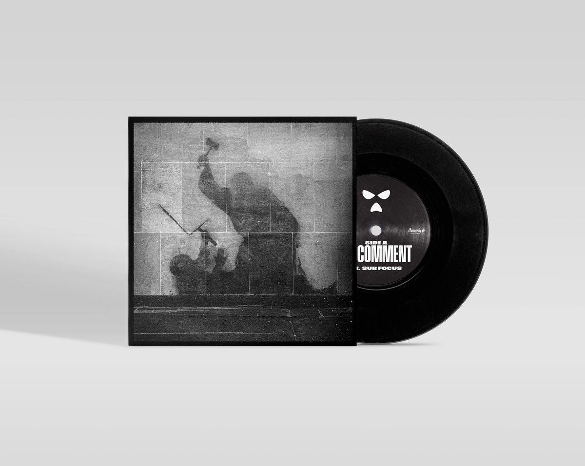 KNEECAP - No Comment 7" Vinyl Single