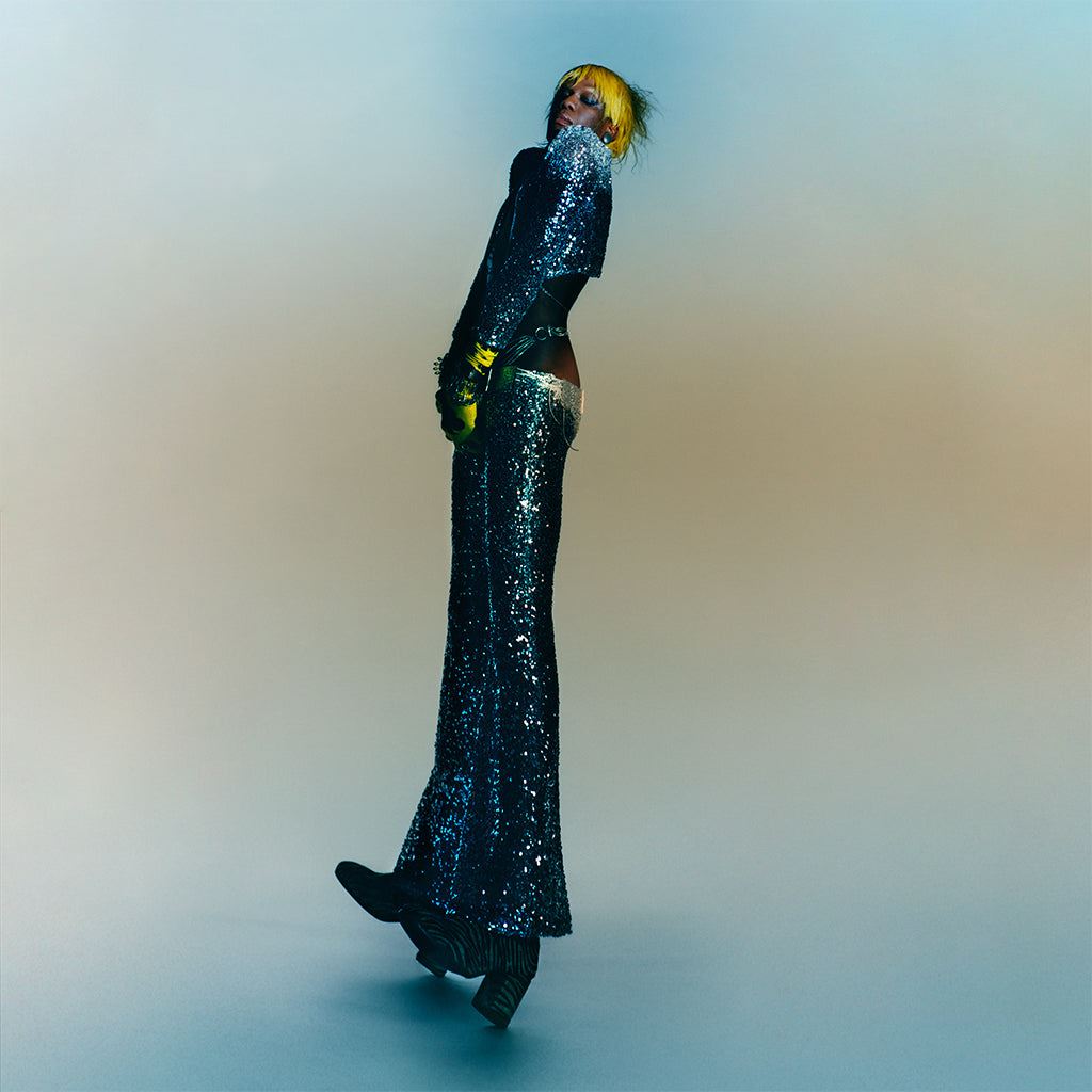 Yves Tumor - Praise a Lord Who Chews but Which Does Not Consume; (or Simply, Hot Between Worlds)