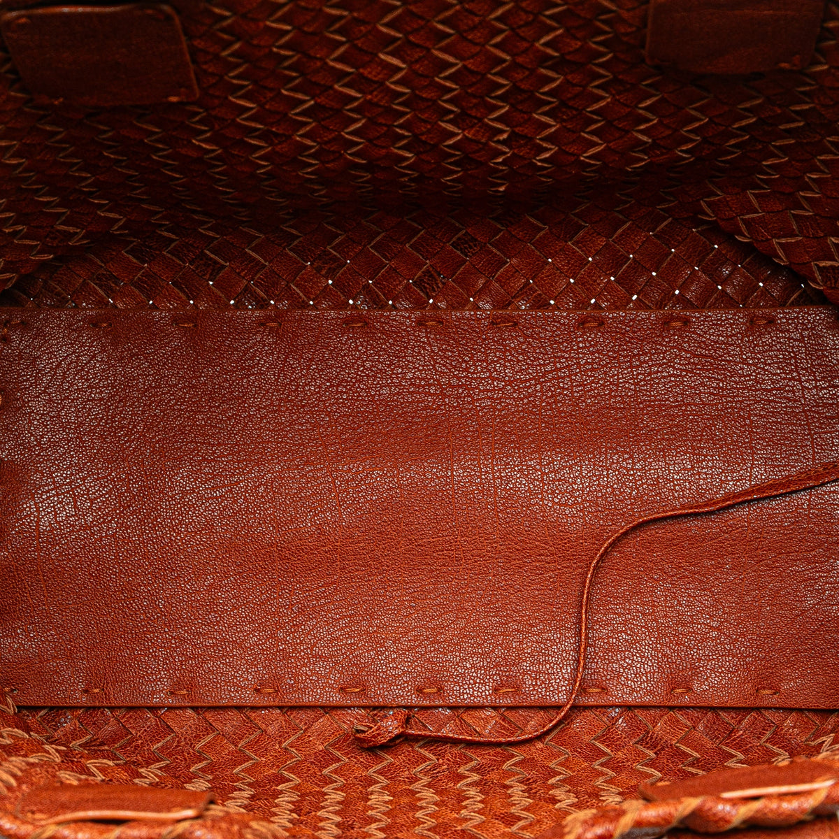 Cabat Tote Intrecciato Nappa Medium