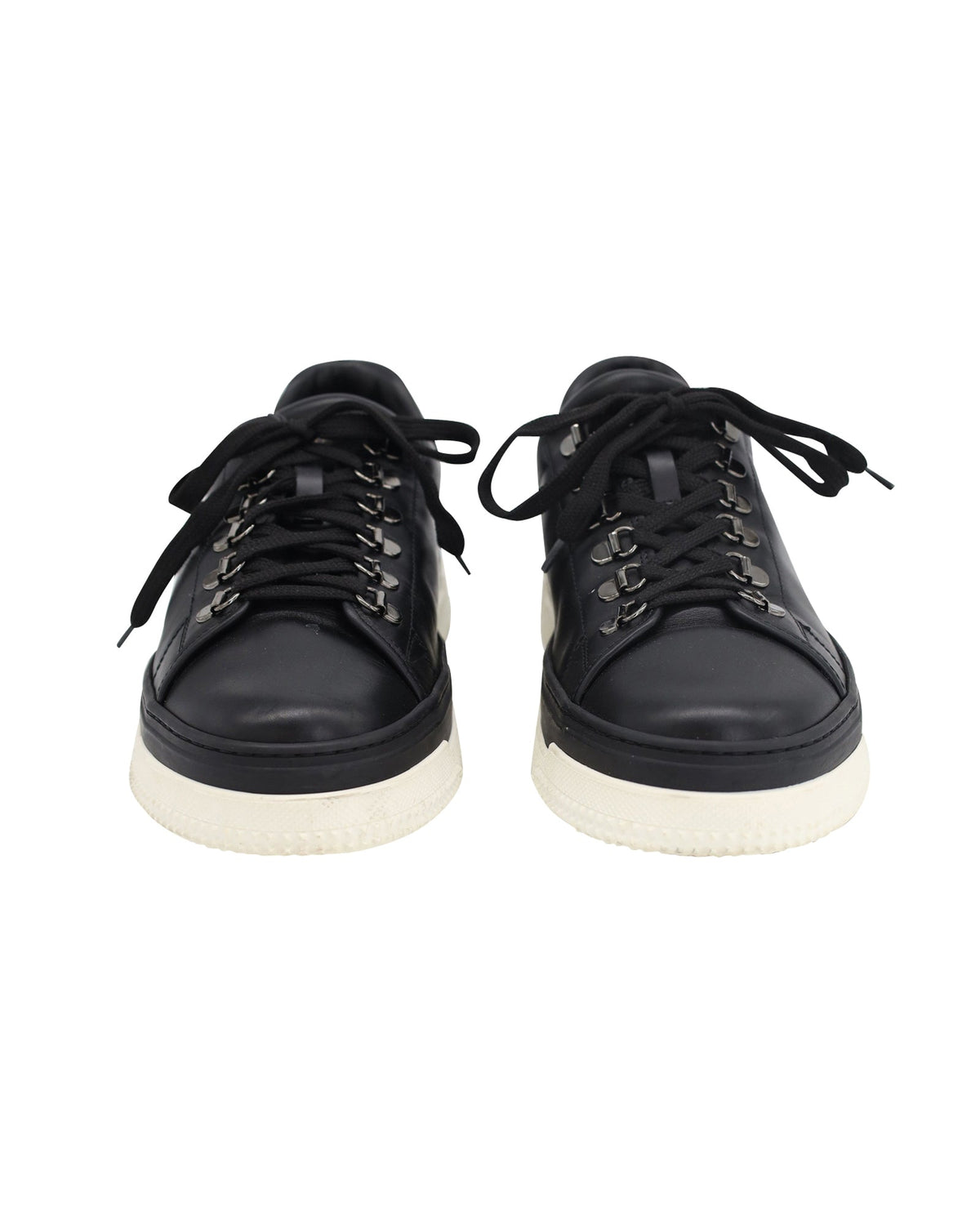 Valentino Garavani Low Top Sneakers in Black Leather