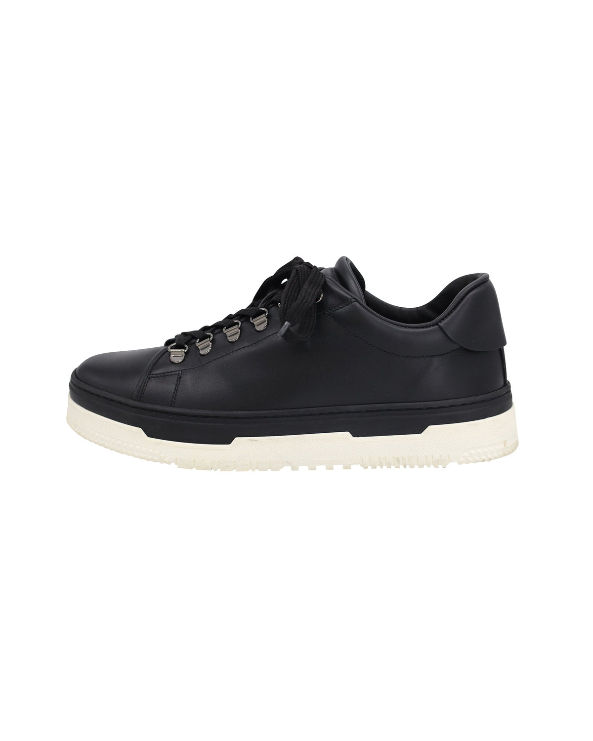 Valentino Garavani Low Top Sneakers in Black Leather