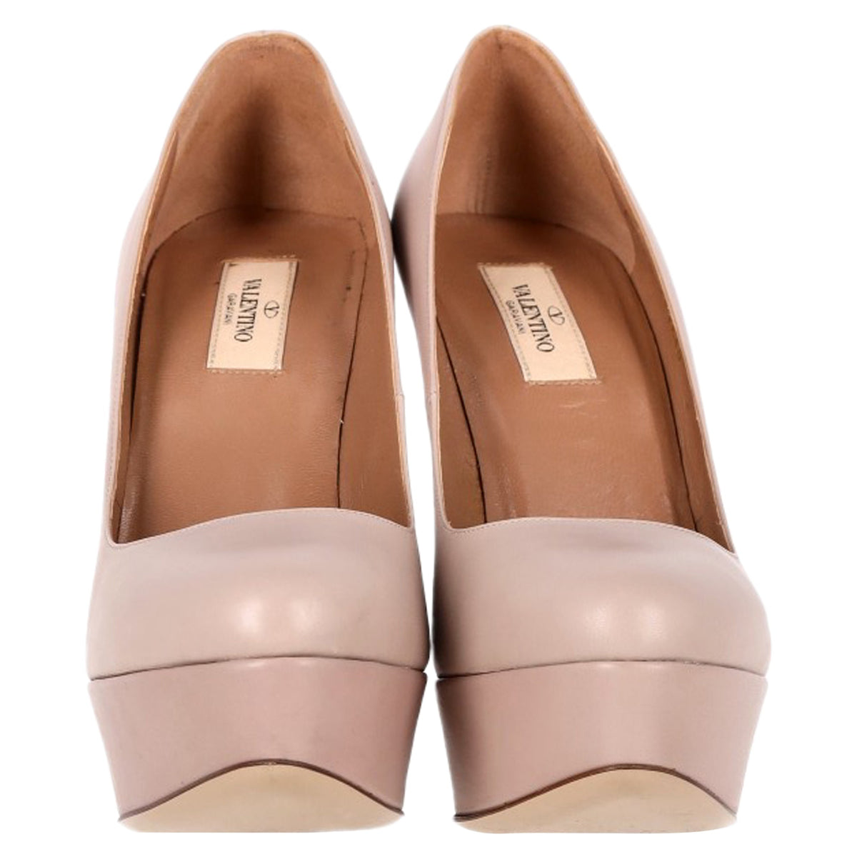 Valentino Garavani Round-Toe Platform High-Heeled Pumps in Nude Pink Leather