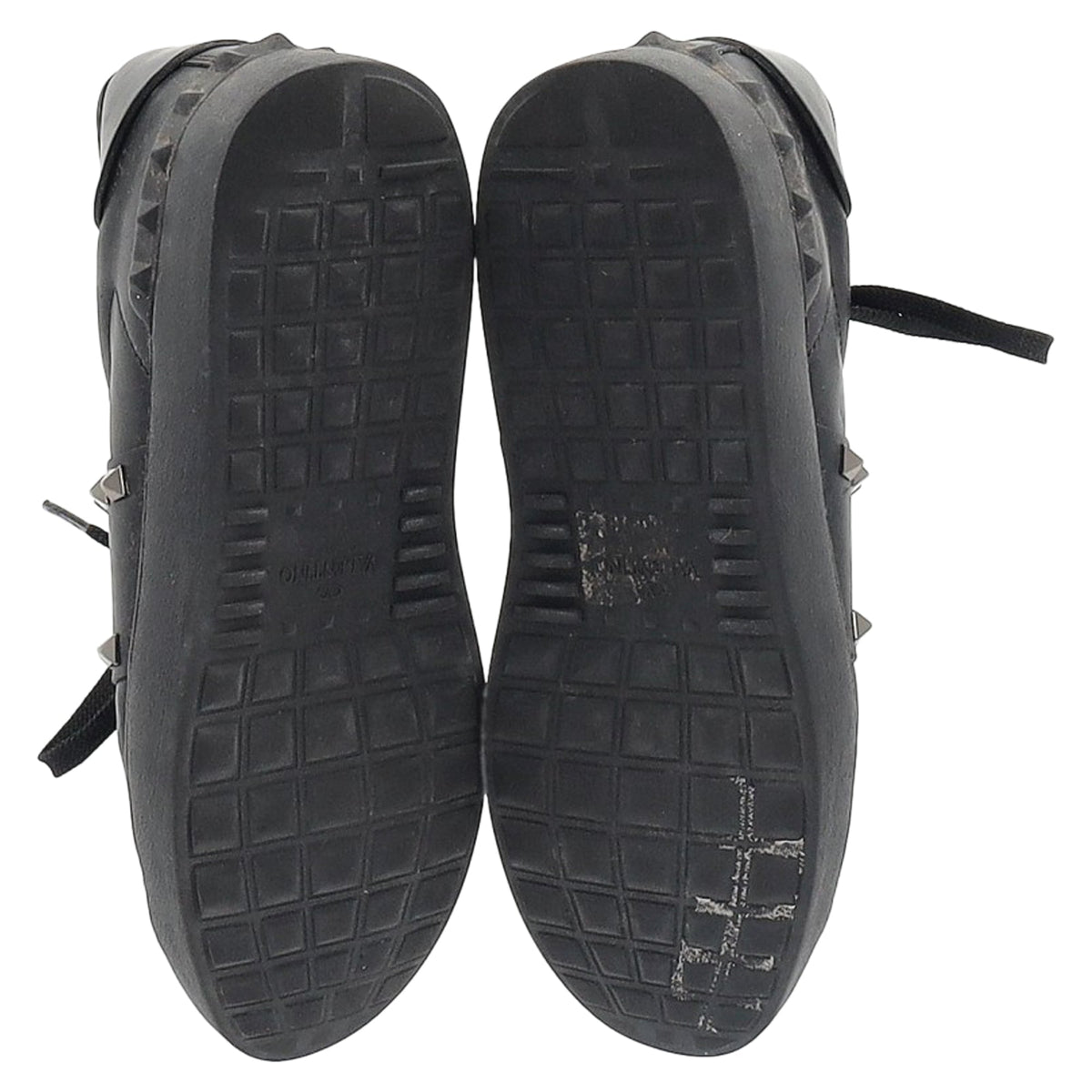 Valentino Garavani Rockstud Lace-Up Sneakers in Black Calfskin Leather