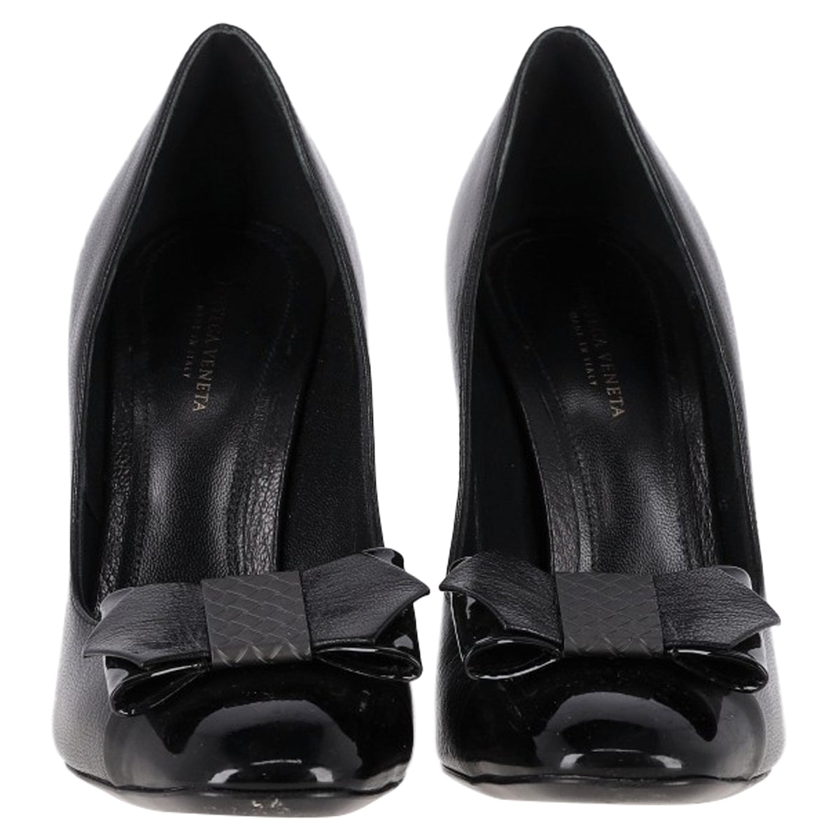 Bottega Veneta Bow Detail Pumps in Black Leather