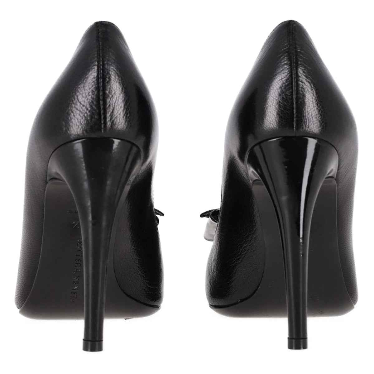 Bottega Veneta Bow Detail Pumps in Black Leather