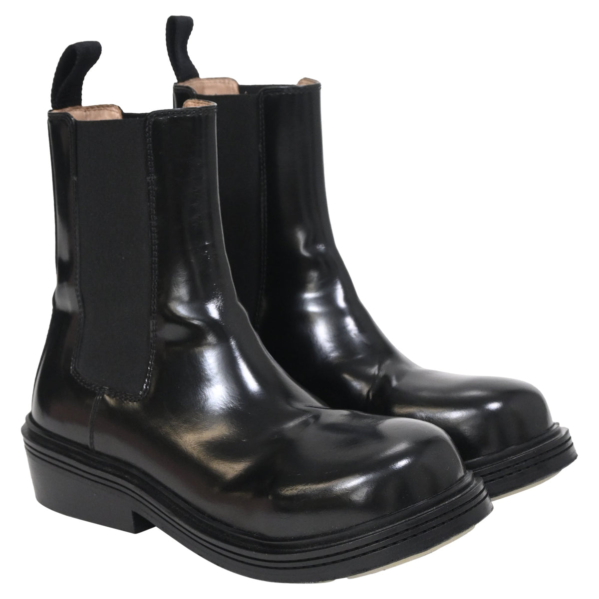 Bottega Veneta Brushed Chelsea Boots in Black Leather