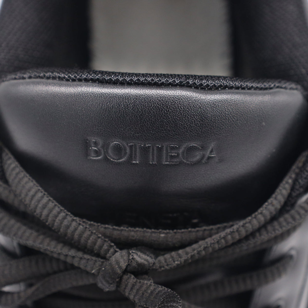 Bottega Veneta Pillow Low-Top Sneakers in Black Calf Leather