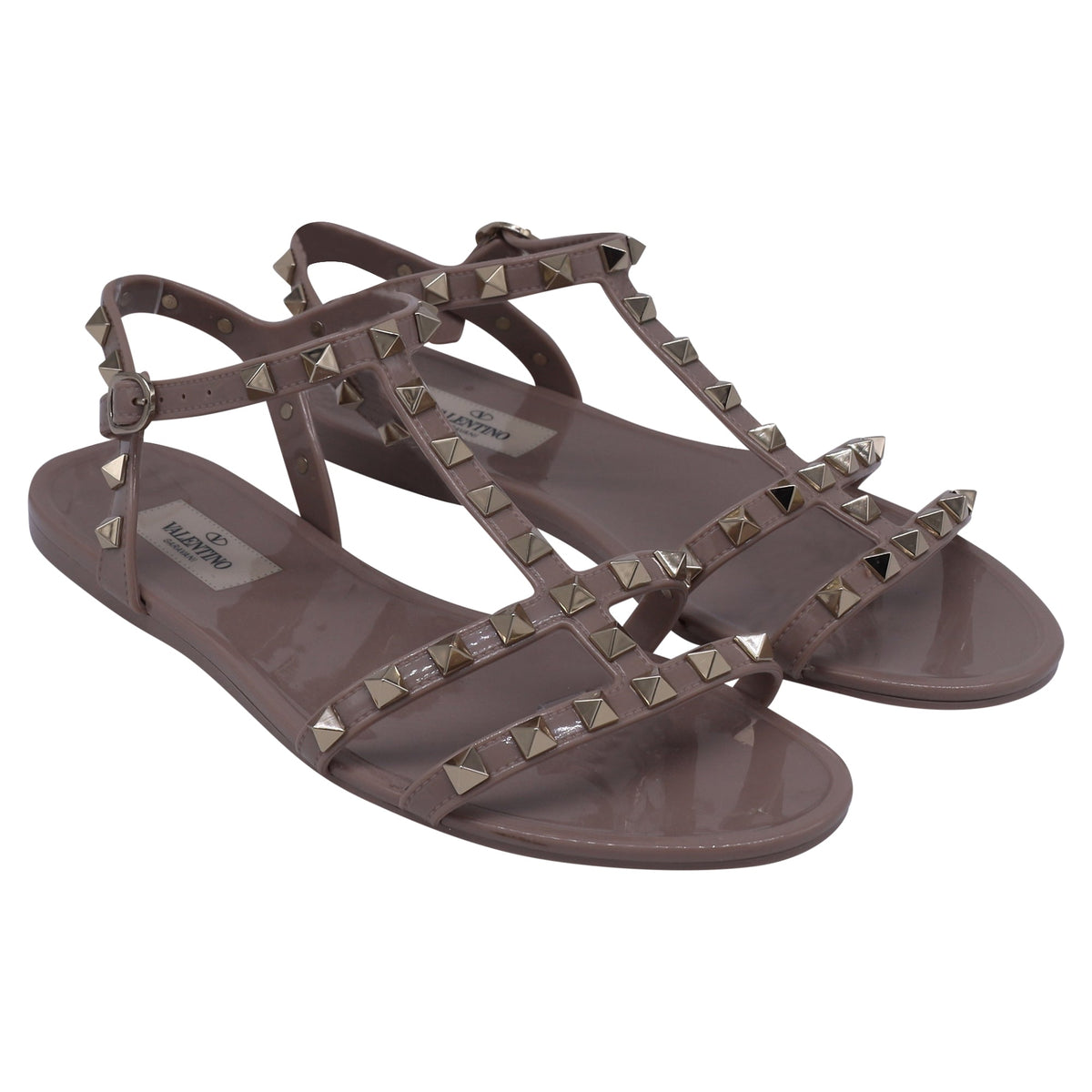 Valentino Garavani Rockstud Flat Sandals in Beige Rubber