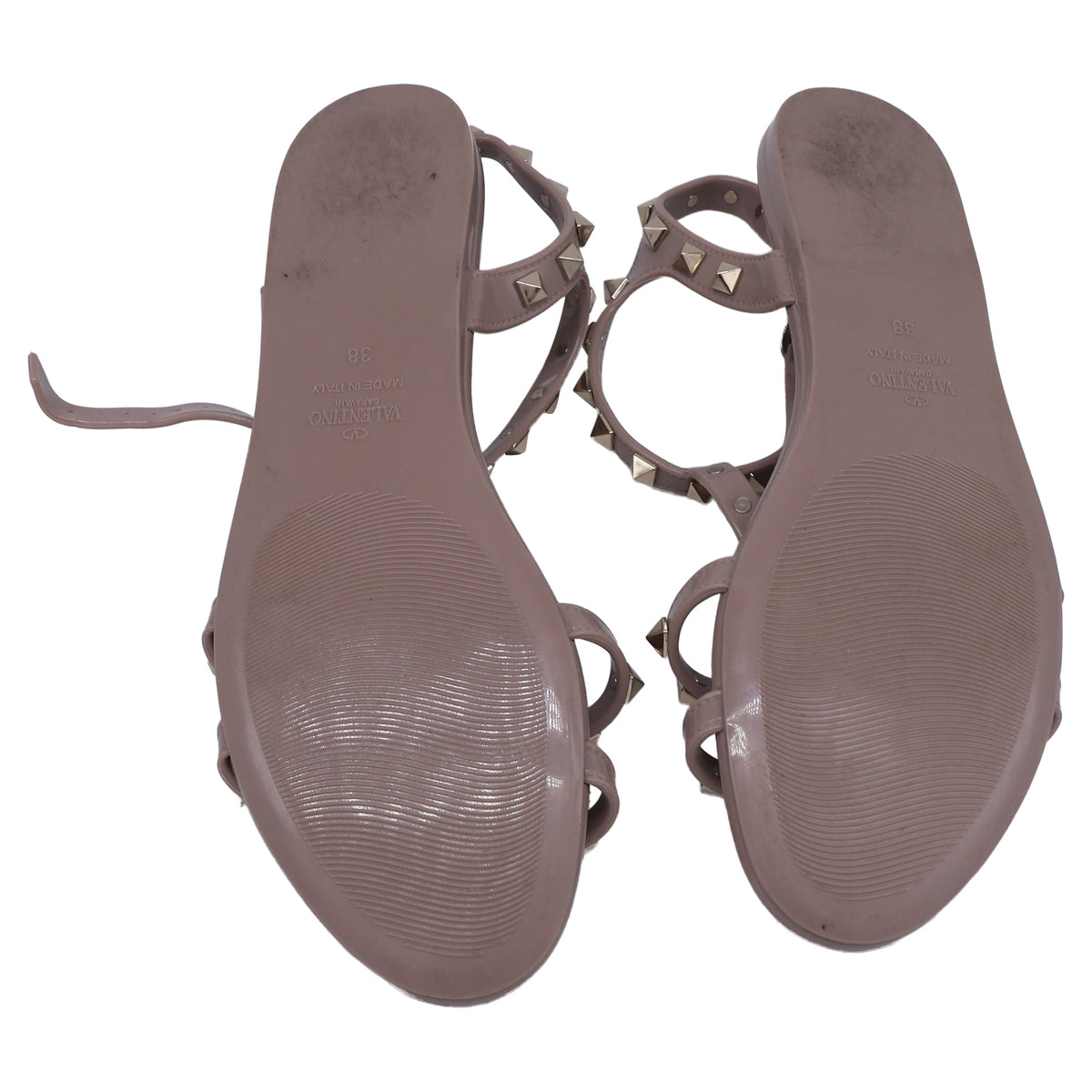 Valentino Garavani Rockstud Flat Sandals in Beige Rubber