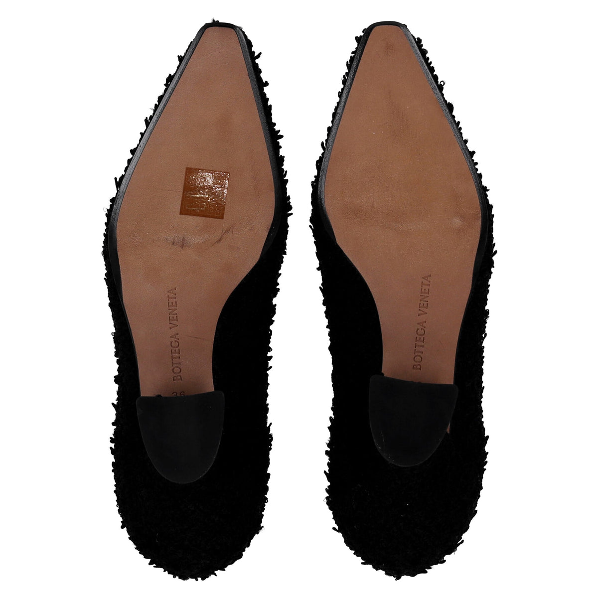 Bottega Veneta Almond Tweed Pumps in Black Wool Tweed