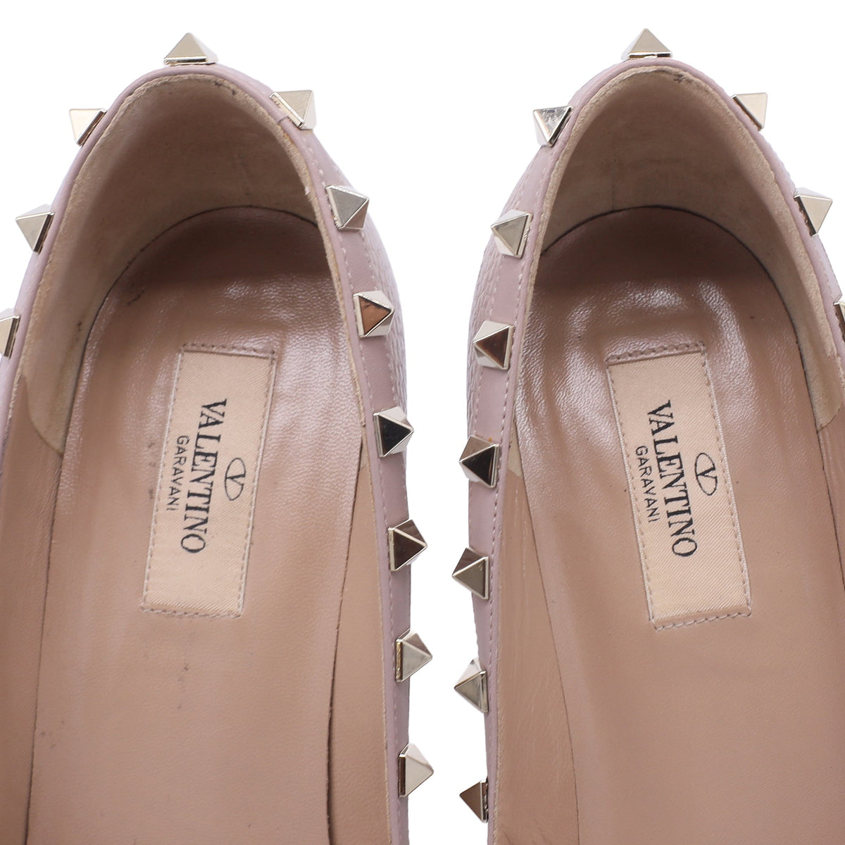 Valentino Garavani Rockstud Pointed-Toe Pumps in Beige Pebbled Leather