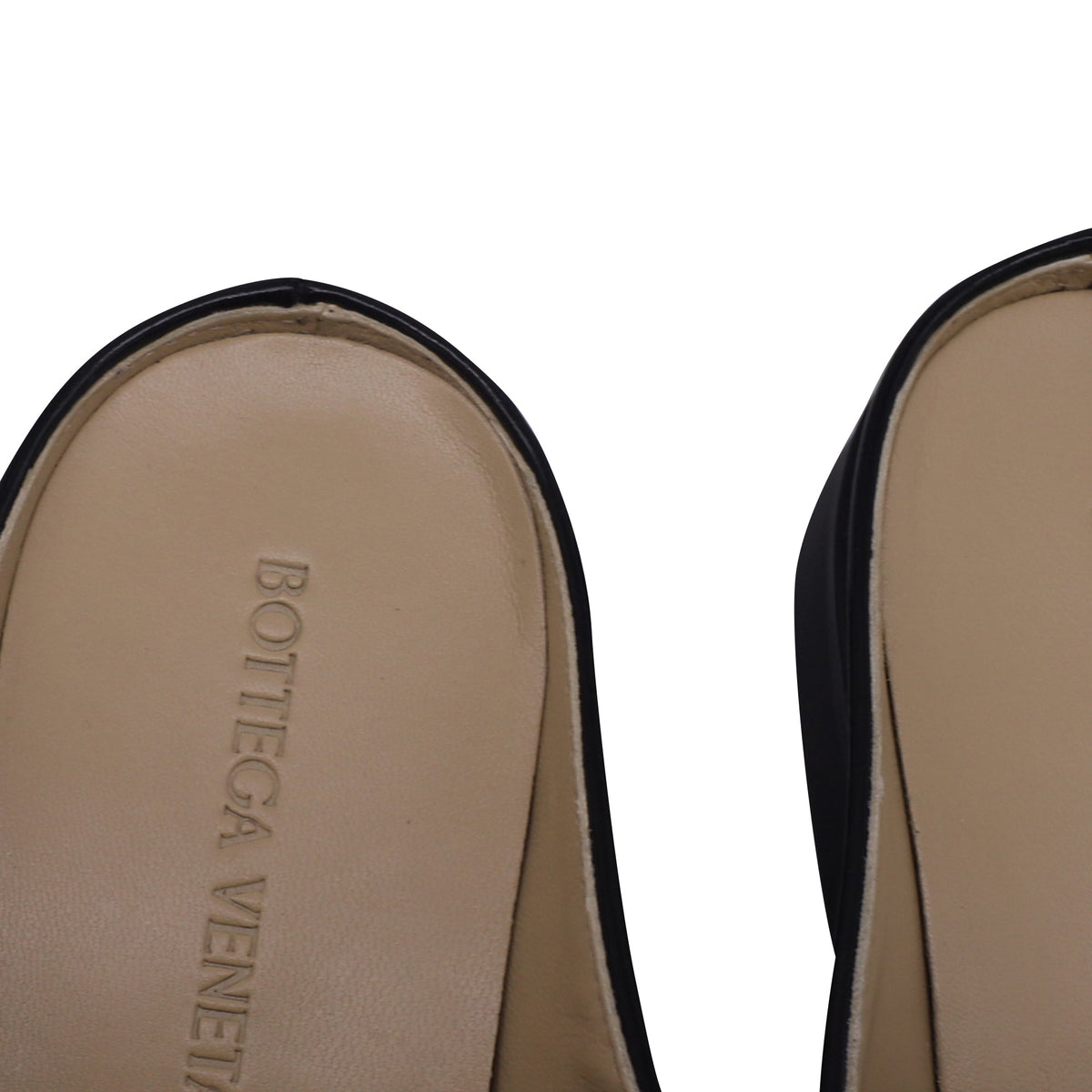 Bottega Veneta Monsieur Mules in Black Calf Leather
