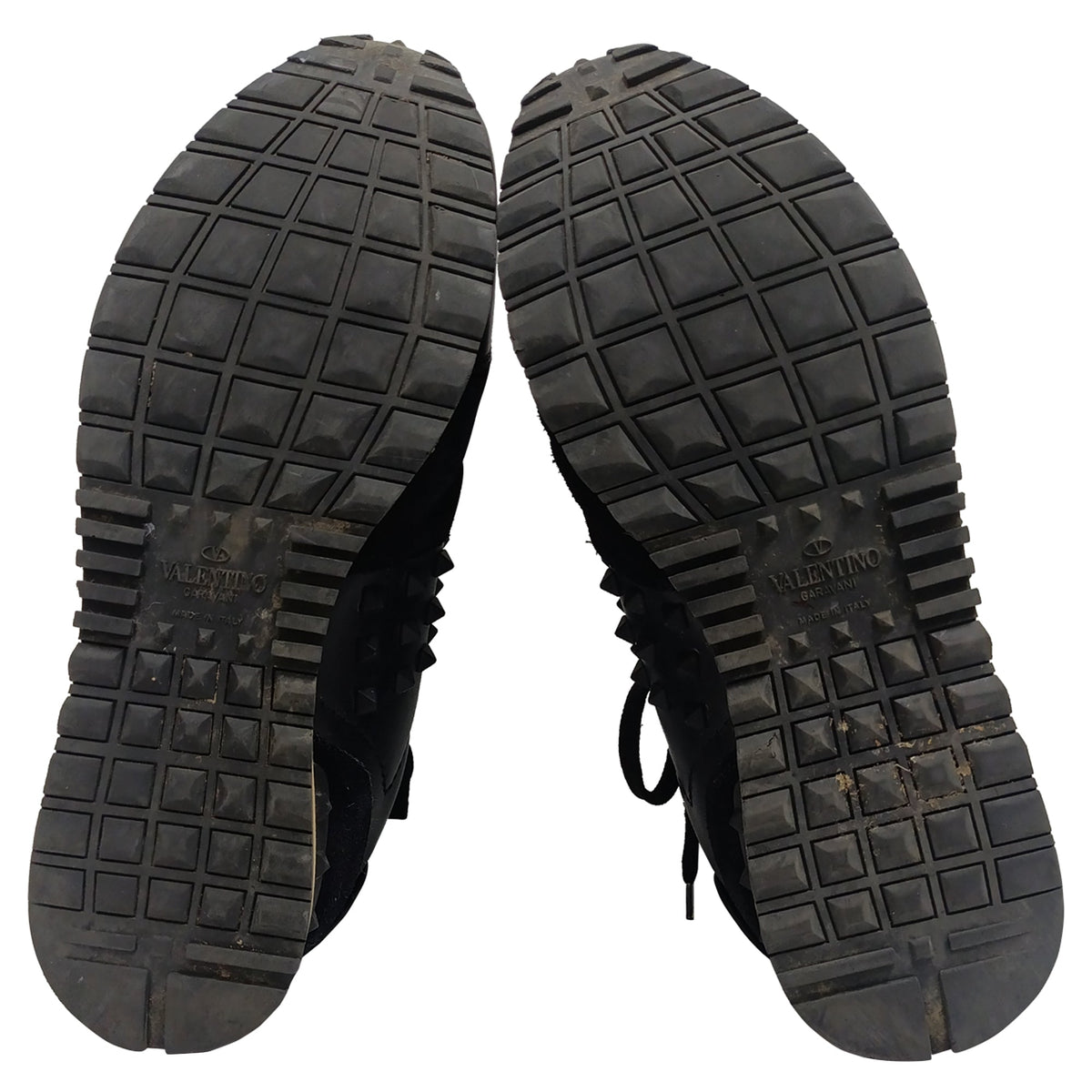 Valentino Garavani Rockrunner Low-Top Sneakers in Black Calf Leather